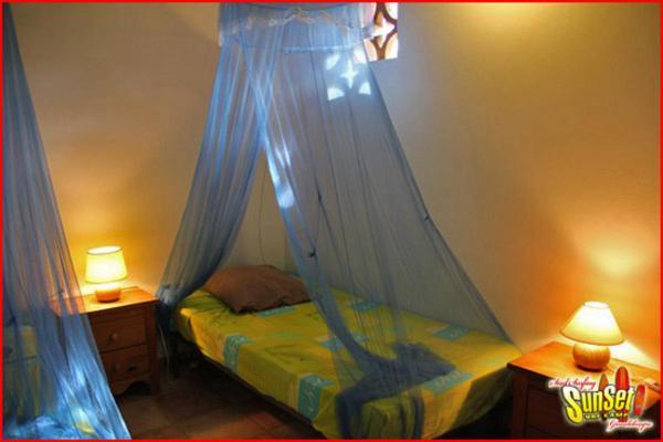 Sunset Surf Camp Hostel Saint-Francois  Exterior photo